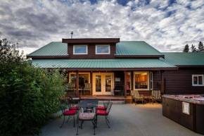 Alpine Acres Lodge